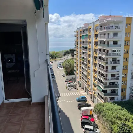 Διαμέρισμα Flat With Birdsongs & Character!
